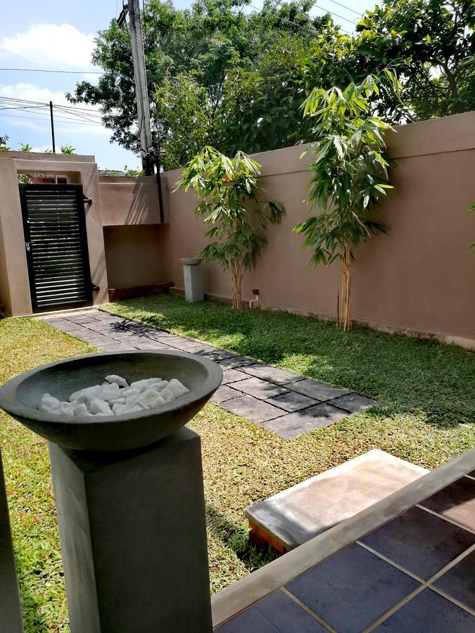 Villa A50 Negombo Eksteriør billede