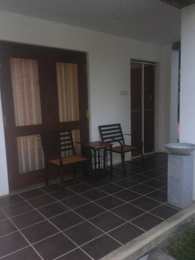 Villa A50 Negombo Eksteriør billede